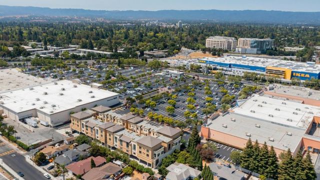 2656 Gonzaga Street, East Palo Alto, CA 94303