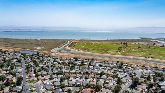 2656 Gonzaga Street, East Palo Alto, CA 94303