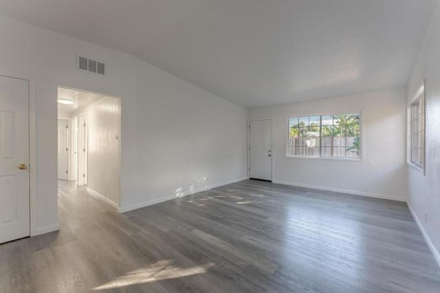 2656 Gonzaga Street, East Palo Alto, CA 94303