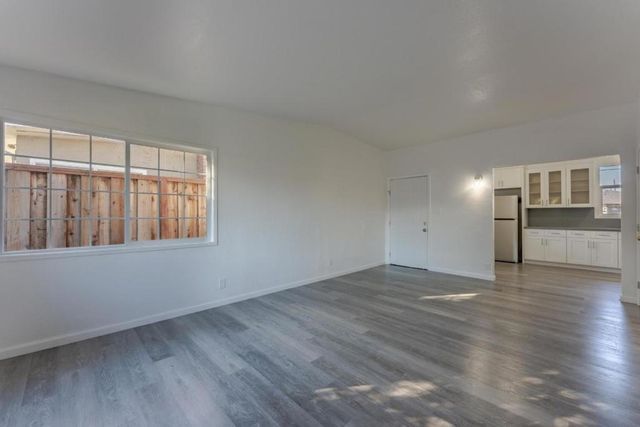 2656 Gonzaga Street, East Palo Alto, CA 94303