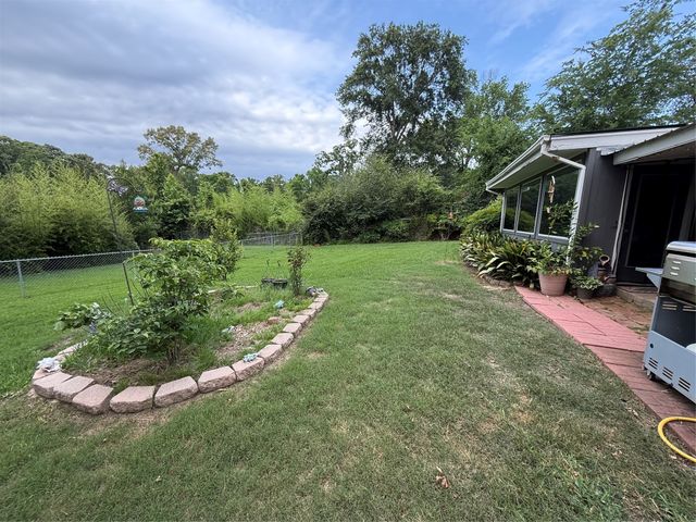 924 Poleman Road, Shreveport, LA 71107