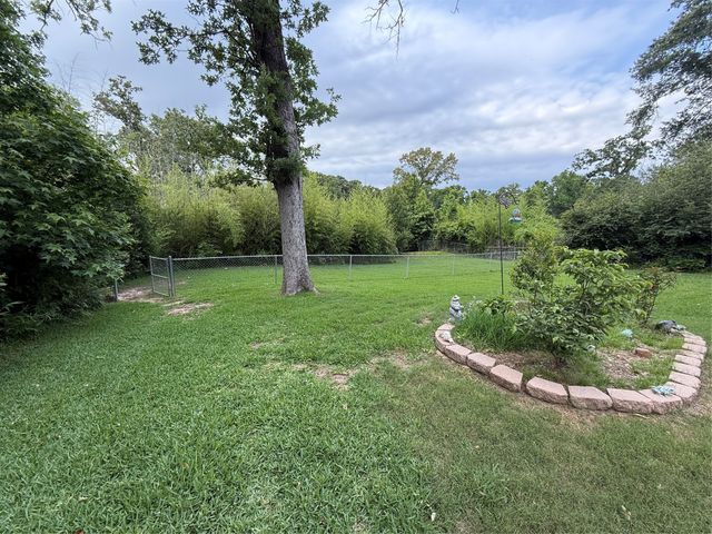 924 Poleman Road, Shreveport, LA 71107