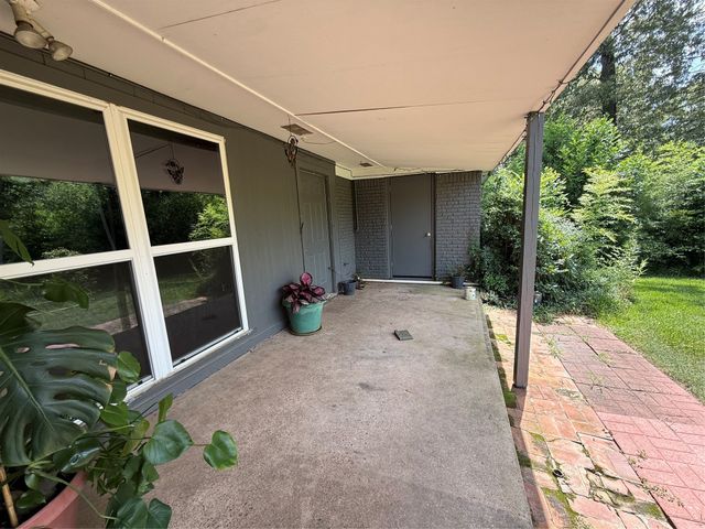 924 Poleman Road, Shreveport, LA 71107