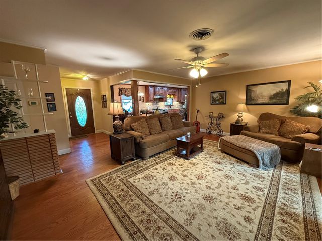 924 Poleman Road, Shreveport, LA 71107