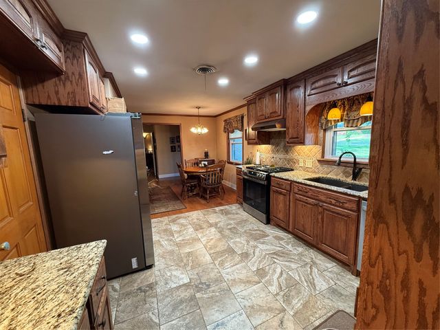 924 Poleman Road, Shreveport, LA 71107
