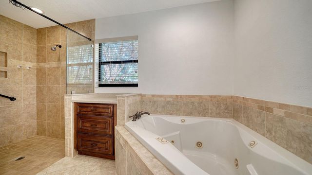2291 PINE VIEW CIRCLE, Sarasota, FL 34231