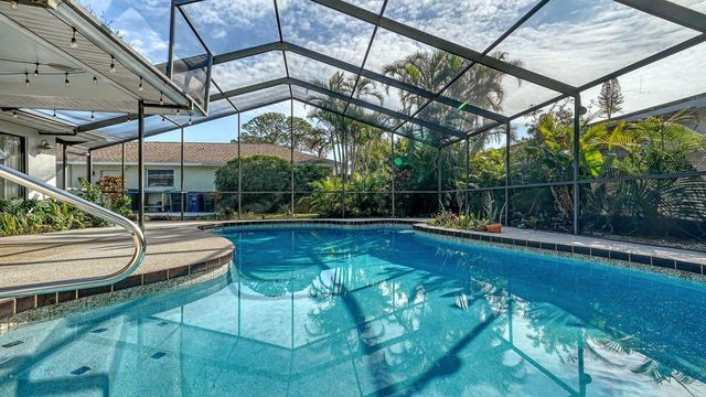 2291 PINE VIEW CIRCLE, Sarasota, FL 34231