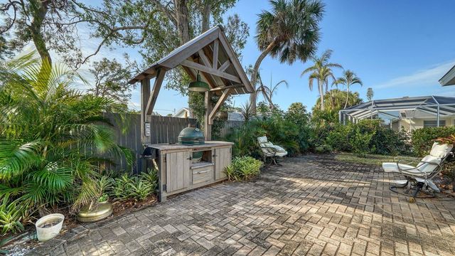 2291 PINE VIEW CIRCLE, Sarasota, FL 34231