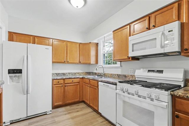 1918 E Bayview BLVD, Norfolk, VA 23503