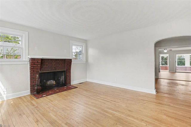 1918 E Bayview BLVD, Norfolk, VA 23503