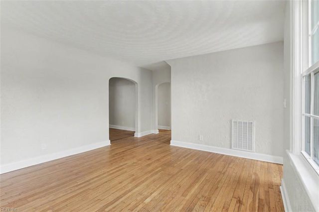 1918 E Bayview BLVD, Norfolk, VA 23503