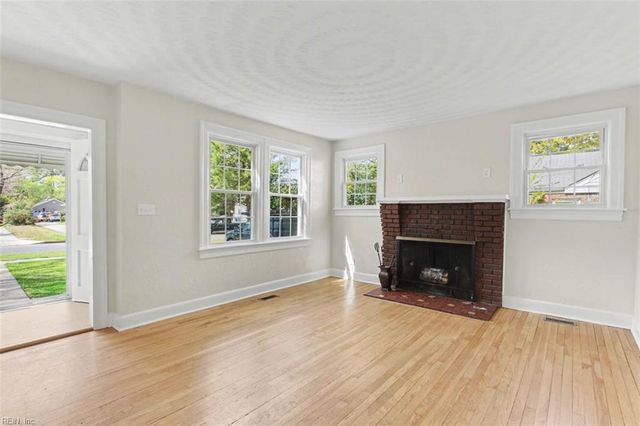 1918 E Bayview BLVD, Norfolk, VA 23503