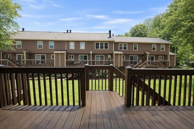 128 Heritage Dr 128, Tewksbury, MA 01876