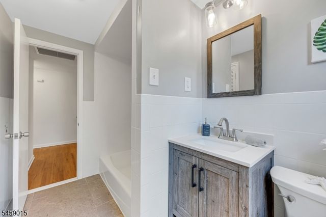 9 Edgewood Ave, West Orange Twp., NJ 07052