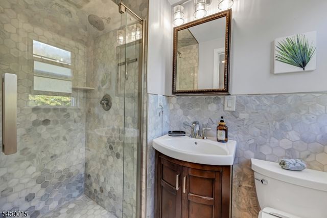 9 Edgewood Ave, West Orange Twp., NJ 07052