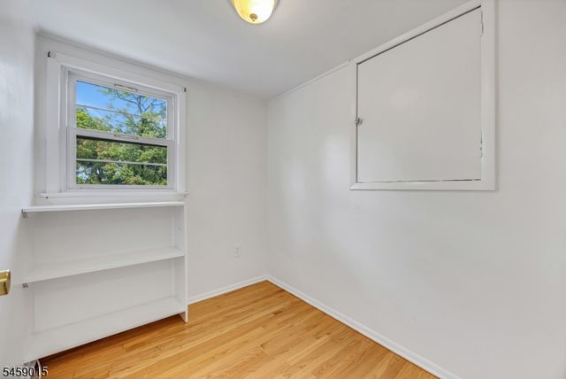 9 Edgewood Ave, West Orange Twp., NJ 07052