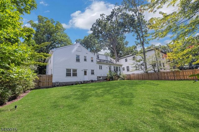 9 Edgewood Ave, West Orange Twp., NJ 07052