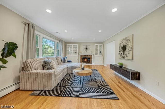 9 Edgewood Ave, West Orange Twp., NJ 07052