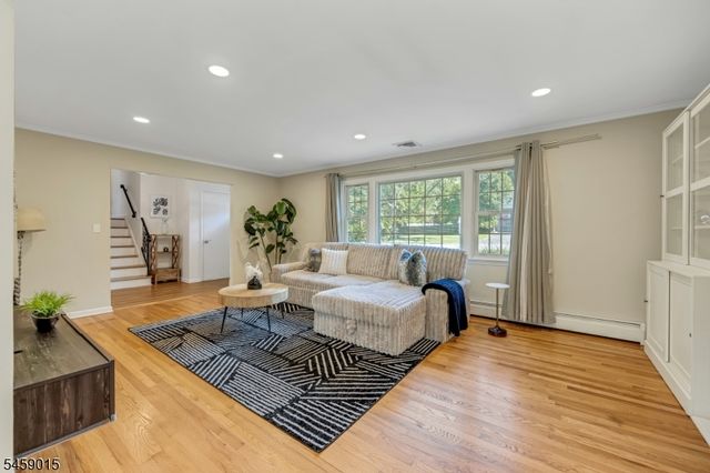 9 Edgewood Ave, West Orange Twp., NJ 07052