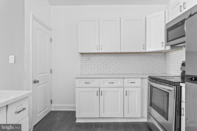 5427 RIDGEWOOD ST, Philadelphia, PA 19143