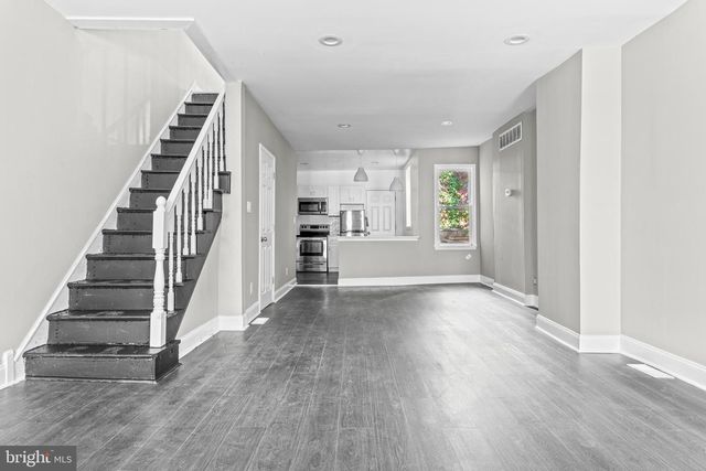 5427 RIDGEWOOD ST, Philadelphia, PA 19143