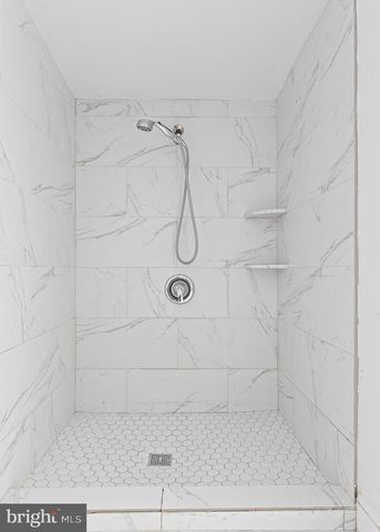 5427 RIDGEWOOD ST, Philadelphia, PA 19143