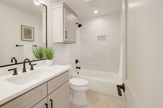 217 Joya DR, Liberty Hill, TX 78642