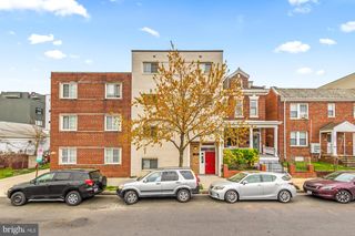 718 Park Rd NW Apt 3, Washington, DC 20010