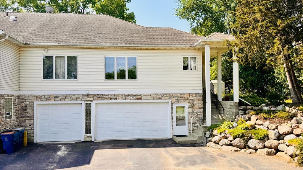 9516 12th Avenue S, Bloomington, MN 55425 — photo 2