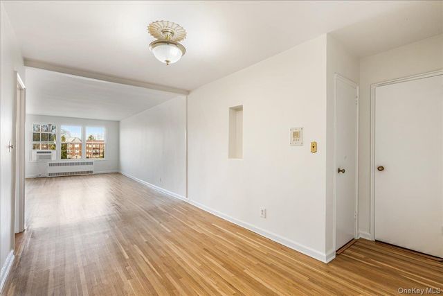 366 Stewart Avenue C4, Garden City, NY 11530
