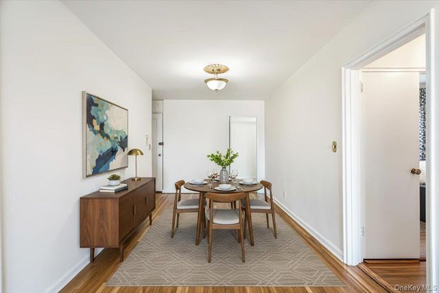 366 Stewart Avenue C4, Garden City, NY 11530