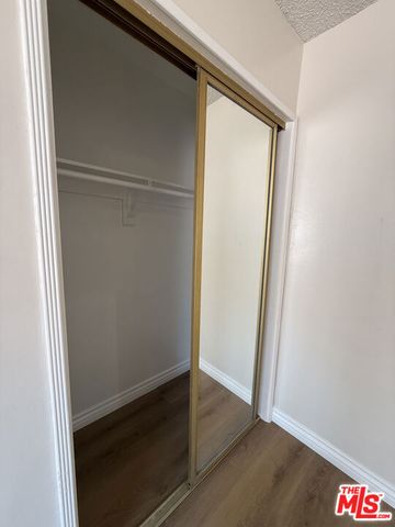5908 S Fairfax Avenue, Los Angeles, CA 90056