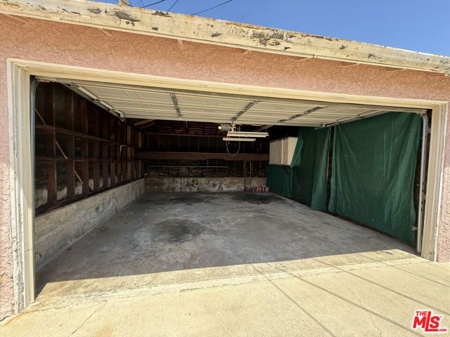 5908 S Fairfax Avenue, Los Angeles, CA 90056