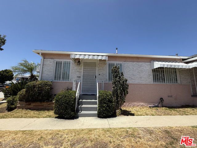 5908 S Fairfax Avenue, Los Angeles, CA 90056