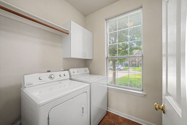 17510 Tall Maple Court, Houston, TX 77095