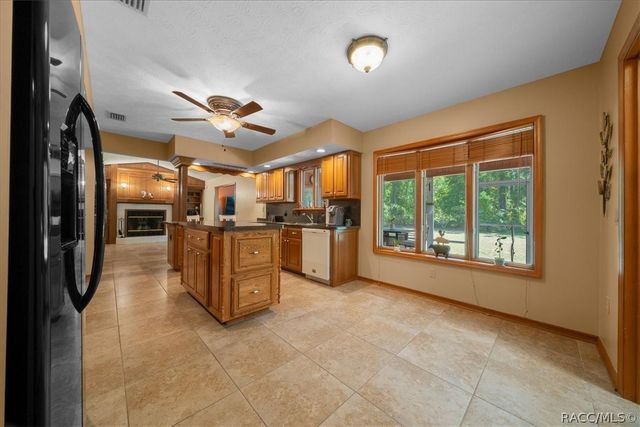 11 Sycamore Court W, Homosassa, FL 34446
