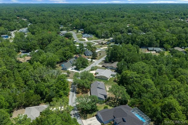 11 Sycamore Court W, Homosassa, FL 34446