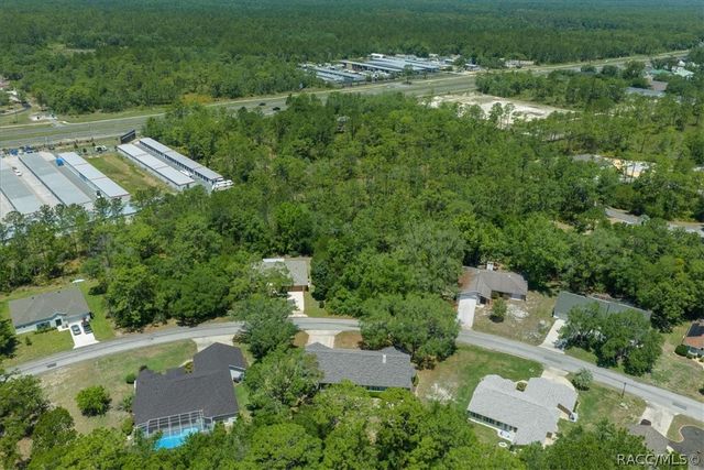 11 Sycamore Court W, Homosassa, FL 34446