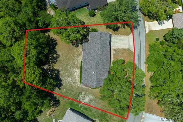 11 Sycamore Court W, Homosassa, FL 34446
