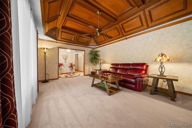 11 Sycamore Court W, Homosassa, FL 34446