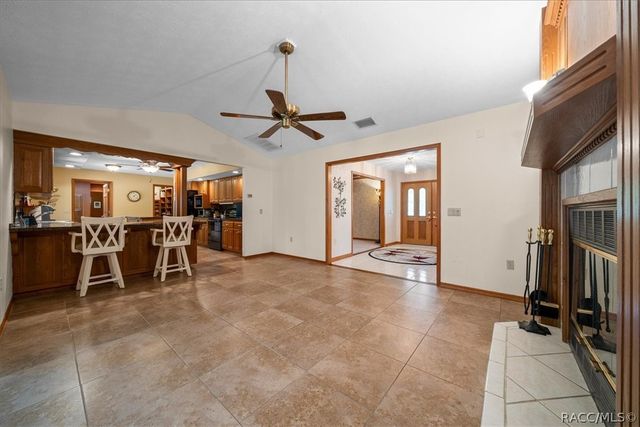 11 Sycamore Court W, Homosassa, FL 34446