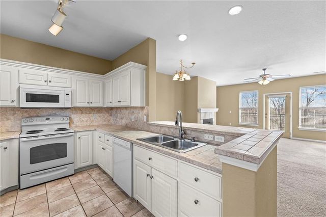 5245 Overland Drive C12, Lawrence, KS 66049