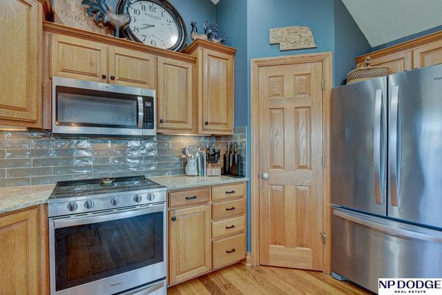 10007 Crystal Lake Drive, Blair, NE 68008