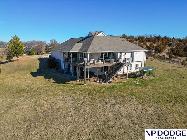 10007 Crystal Lake Drive, Blair, NE 68008