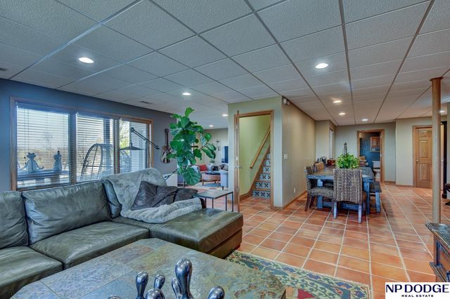 10007 Crystal Lake Drive, Blair, NE 68008