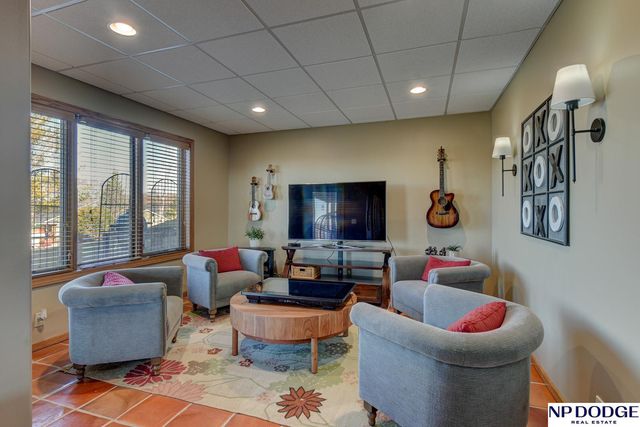 10007 Crystal Lake Drive, Blair, NE 68008