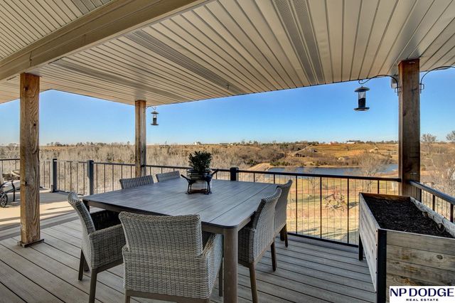 10007 Crystal Lake Drive, Blair, NE 68008