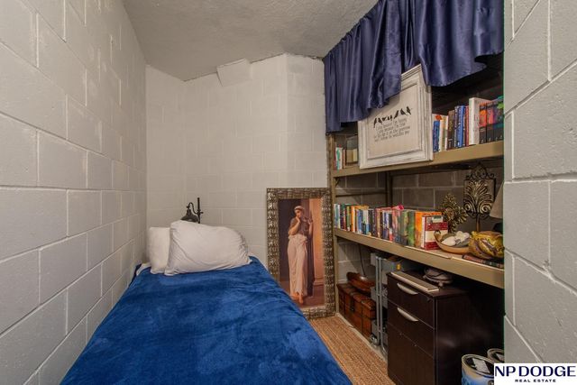 10007 Crystal Lake Drive, Blair, NE 68008