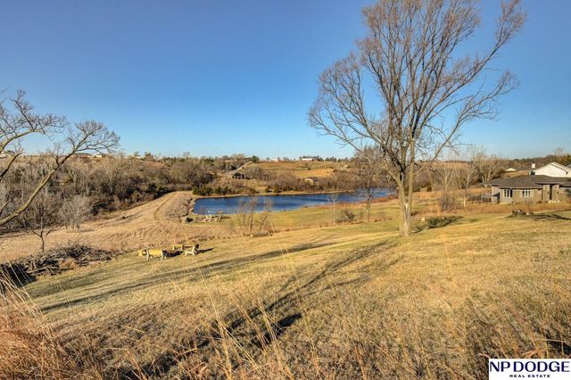 10007 Crystal Lake Drive, Blair, NE 68008