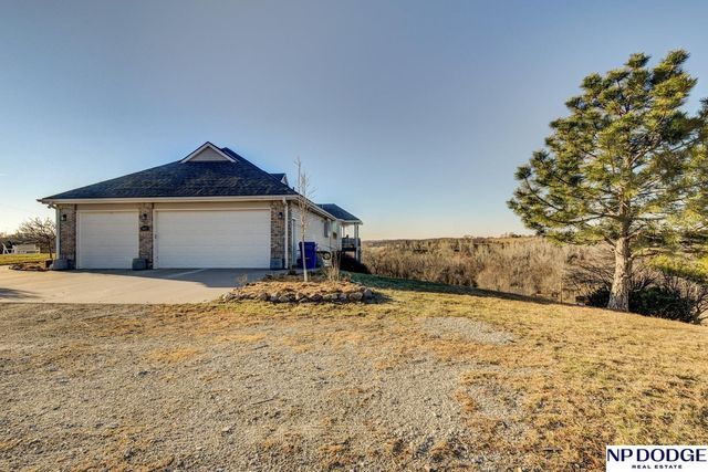 10007 Crystal Lake Drive, Blair, NE 68008